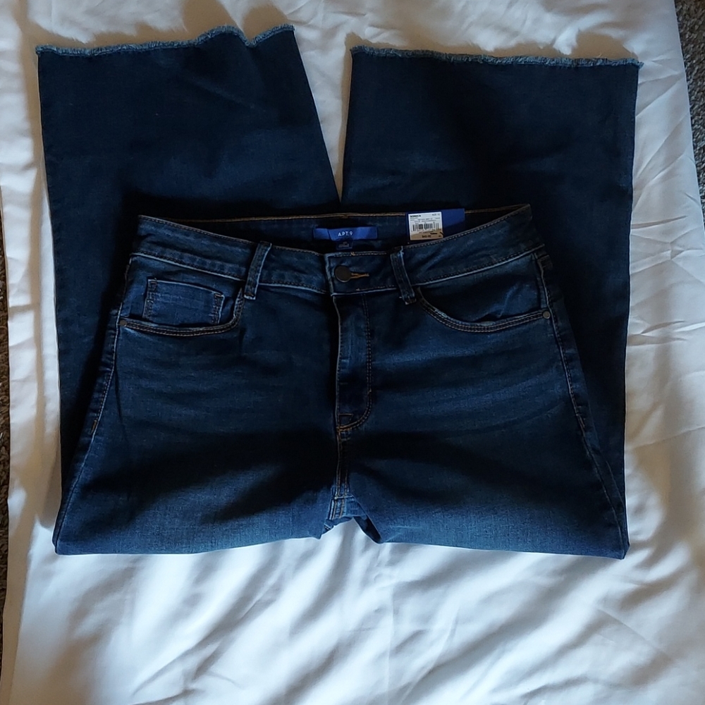 Apt. 9 Dark Blue Women's Ankle Crop Raw Hem Jeans - Picture 2 of 11